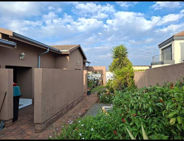 4 BEDROOM HOUSE FOR SALE IN MONAVONI